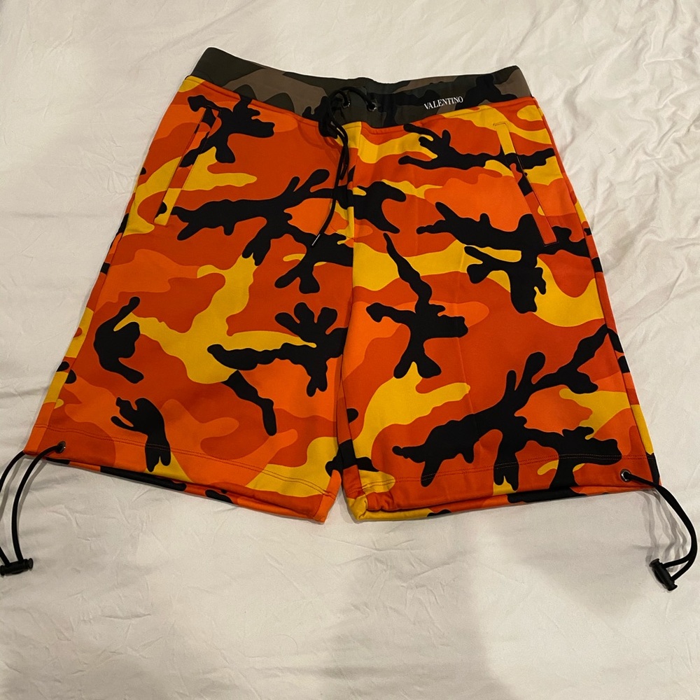 NWT & Receipt Valentino Shorts Orange Camo Sz L